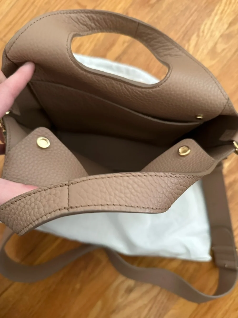 Cuyana Mini System Tote - cappuccino color - Picture 3 of 12